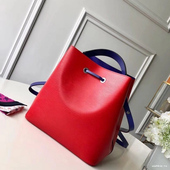 WIS LOUIS NÉONOÉ VUITTON 1227